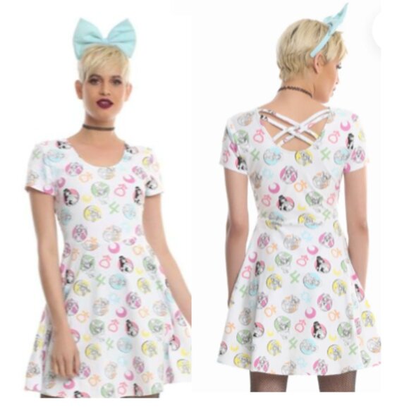 Sailor Moon Icons Crossback Cosplay Dress Size SM - Picture 1 of 12